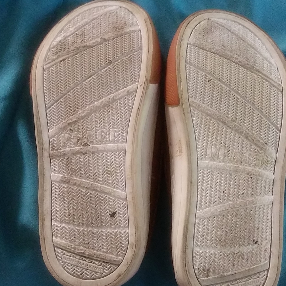 Shoes - Picture 3 of 3